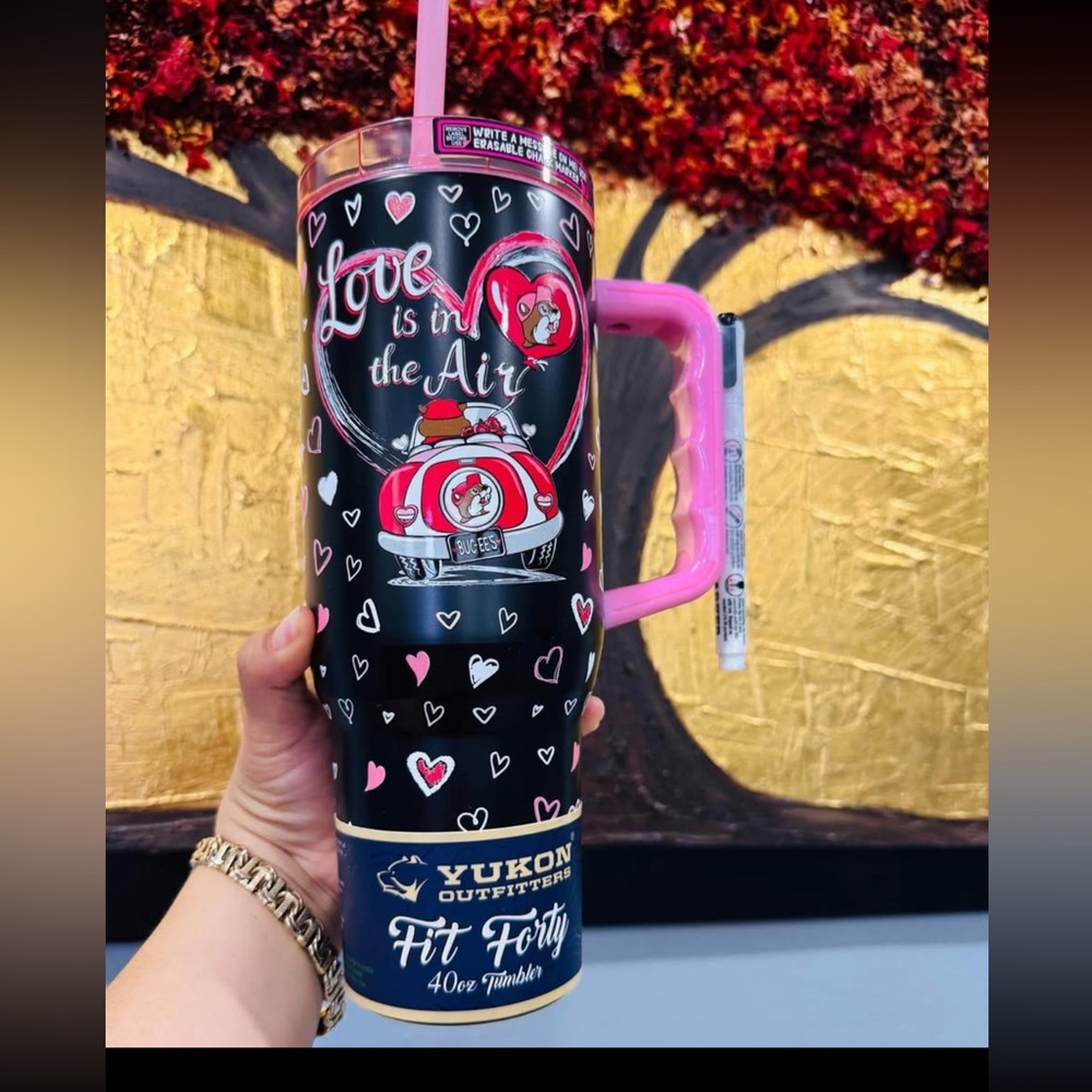 Bucee’s Love in the Air Valentines Day Tumblr 40oz